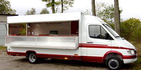 Cafe on wheels "Mobile kitchen" with further development of a network project